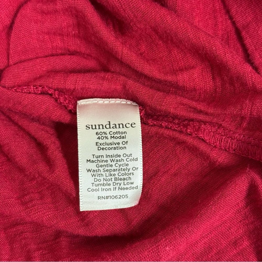Sundance red with embroidered design. XL blouse - Picture 7 of 8